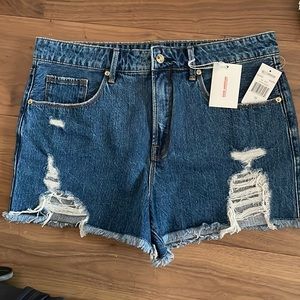 Good American Jean Shorts